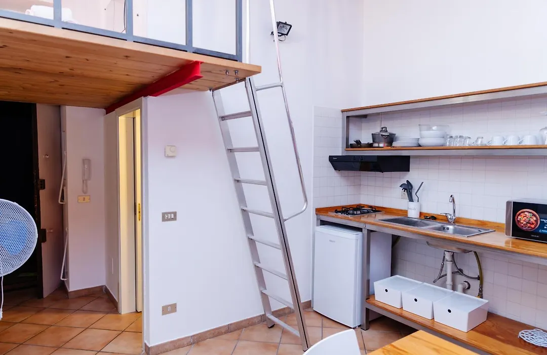 Artstay Apt Porta Romana Parking 3Th Floor No Lift-1